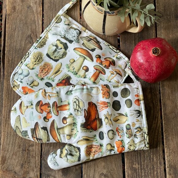 Classic Botanical Mushroom Oven Mitt and Pot Holder-NEW - Picture 5 of 14
